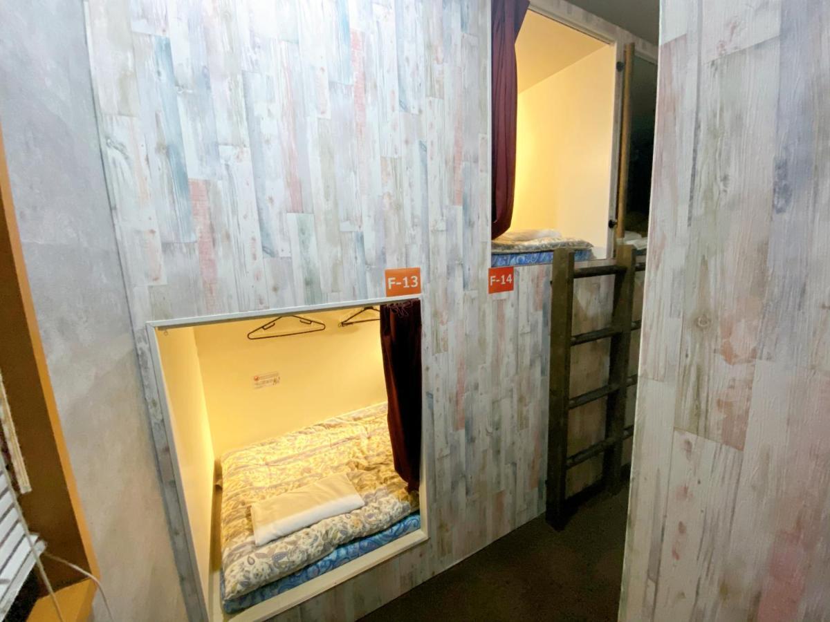 Gate 80 Hostel Osaka Exterior photo
